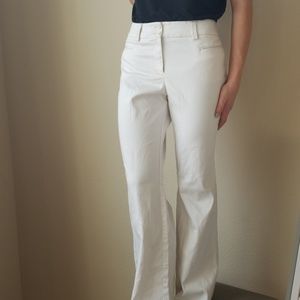 Womans white pants